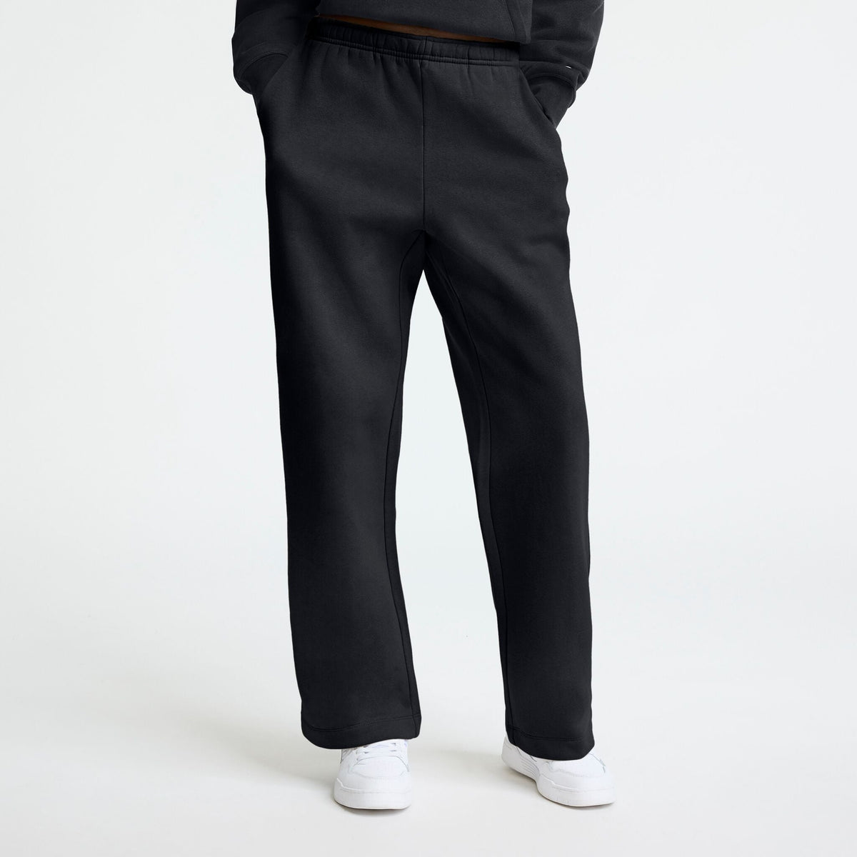 Champion Powerblend Straight Hem Sweatpants - Black