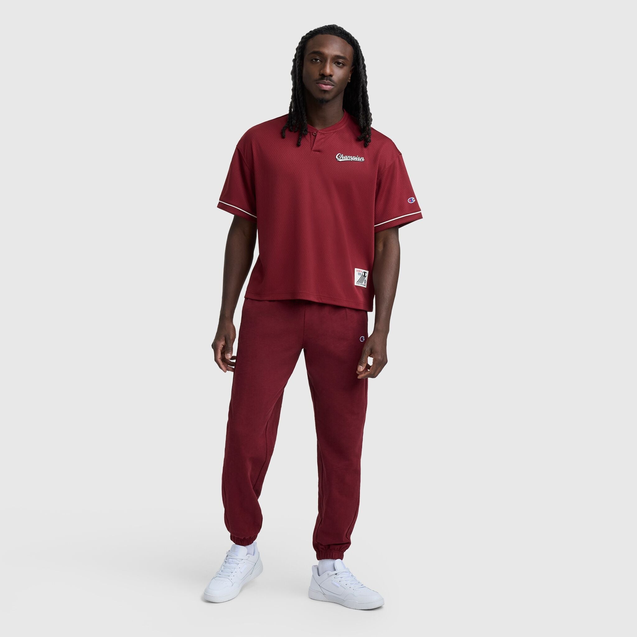 Champion Modern Retro Coaches Henley - Pomegranate